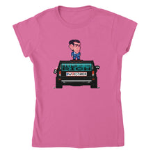 Lade das Bild in den Galerie-Viewer, Bitch of the Rich Damen-T-Shirt